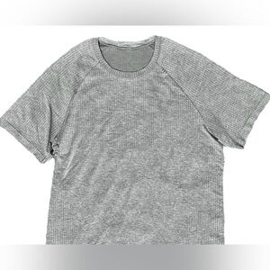 Lululemon Men’s Metal Vent Sate/White Gray T-Shirt